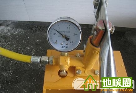 地暖打壓試驗怎樣做？地暖打壓測量標準及施工流程